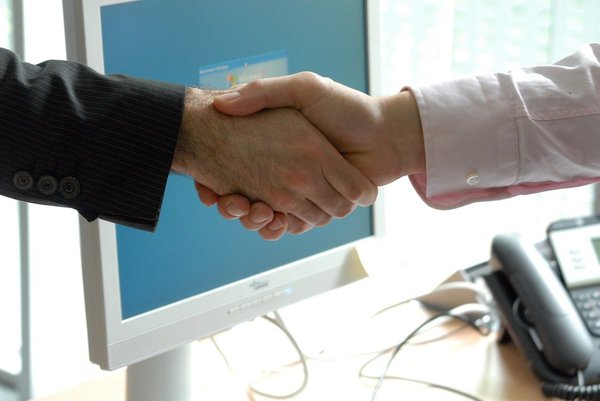 Les avantages et les défis de l’intégration des salariés étrangers