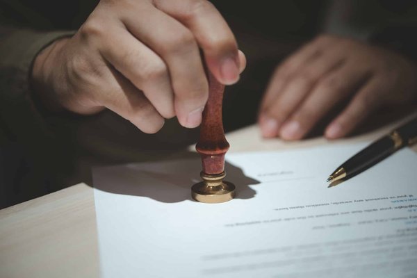 Quels sont les différents services d'une préfecture ?